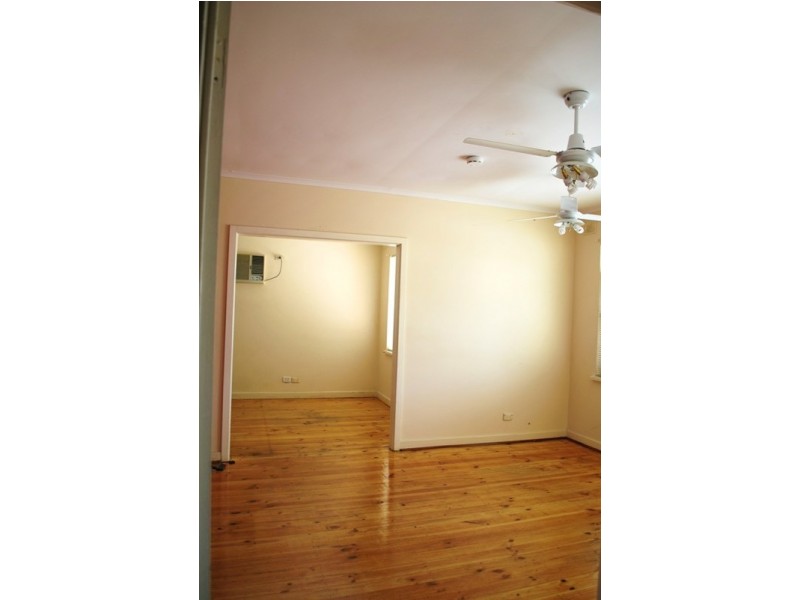 15 Dewer Avenue, Ridgehaven SA 5097