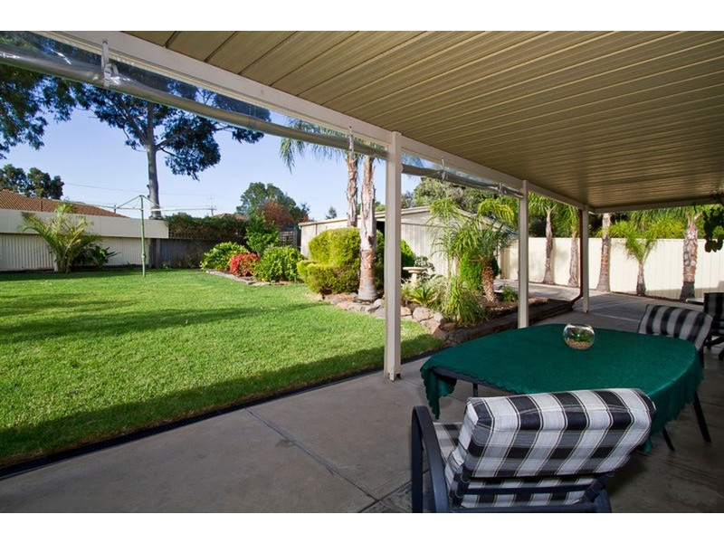 9  Grove  Street, Modbury SA 5092