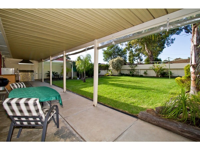 9  Grove  Street, Modbury SA 5092