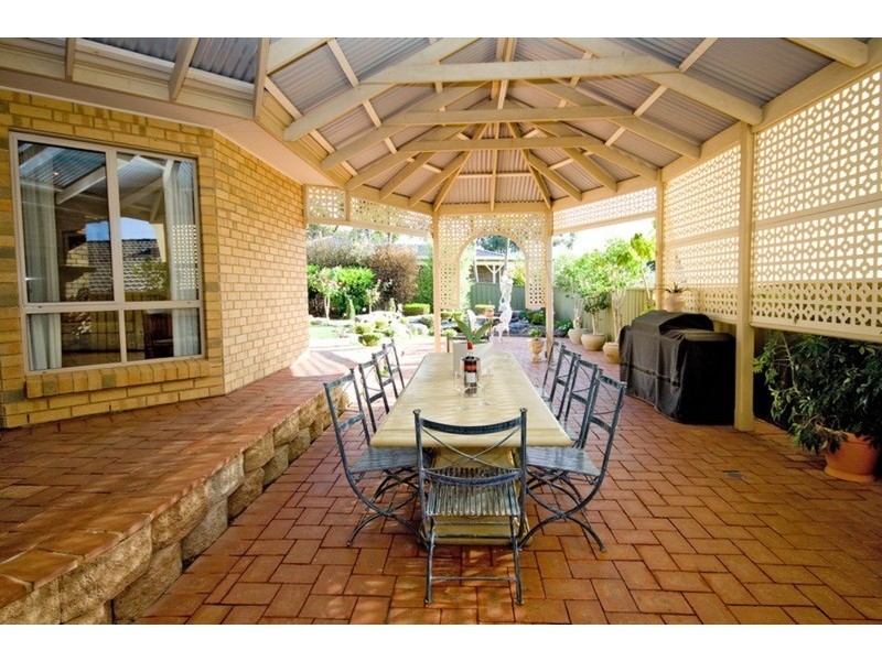 19 Carriage Way, Gulfview Heights SA 5096