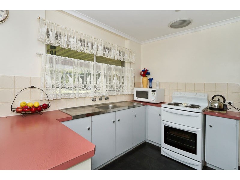 34 Chardonnay Crescent, Wynn Vale SA 5127