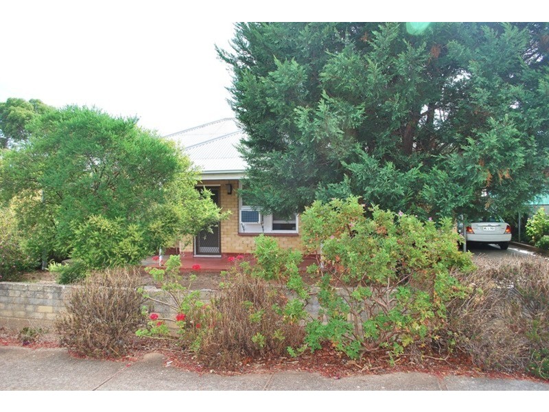 37 Blyth  Street, Clearview SA 5085