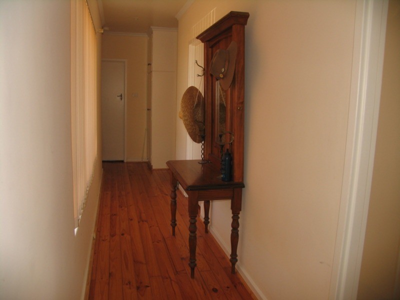 12 Clifford Way, Valley View SA 5093