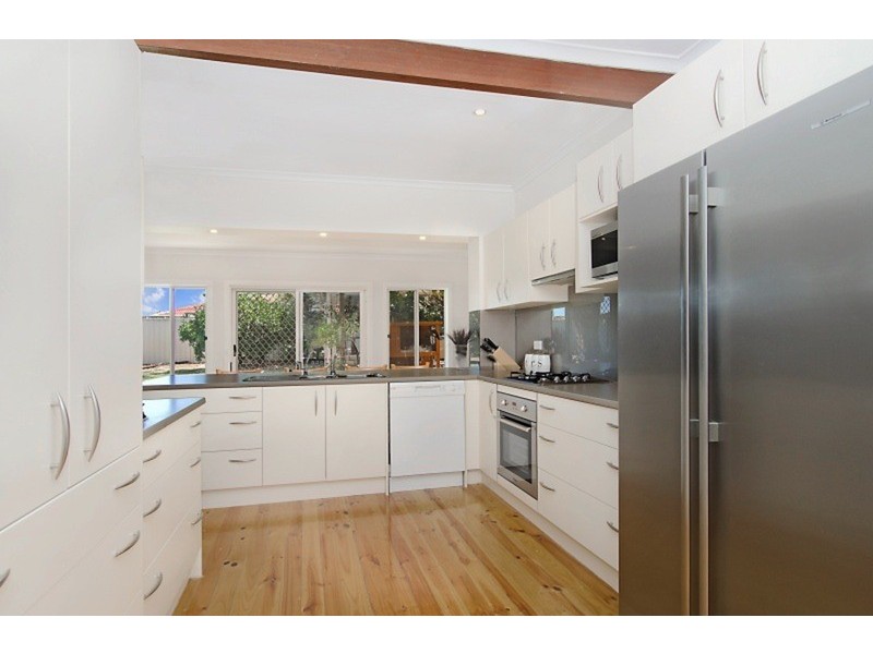 3 Snowy Drive, Valley View SA 5093