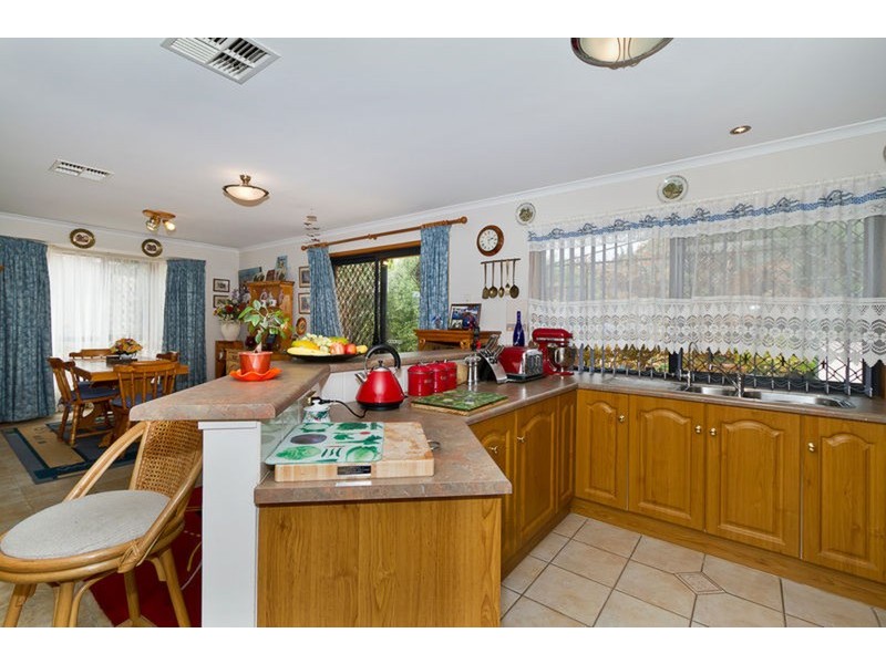 4 Coventry Circuit, Seaford Rise SA 5169