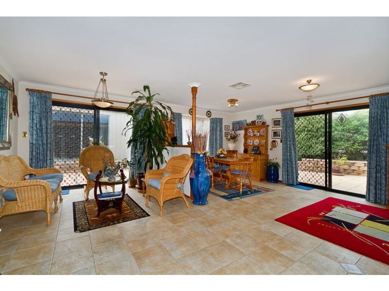 4 Coventry Circuit, Seaford Rise SA 5169