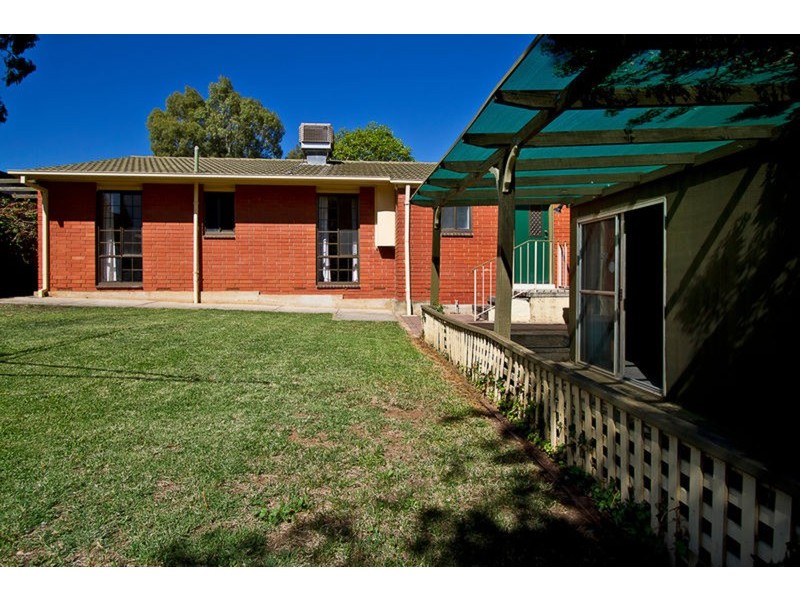 2 Yurlondi Drive, Surrey Downs SA 5126