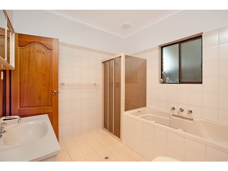 32 Prescott Street, Clearview SA 5085