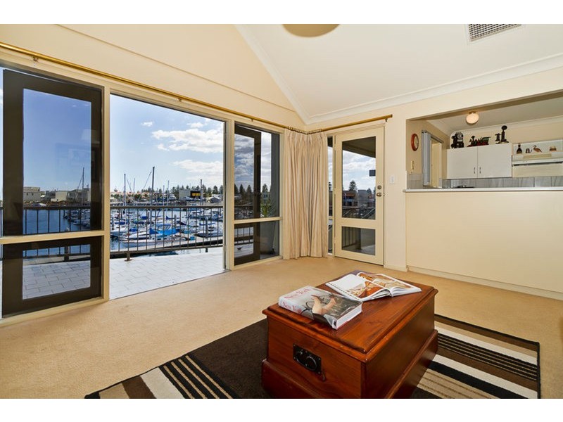 4/12 Arcadia Court, North Haven SA 5018