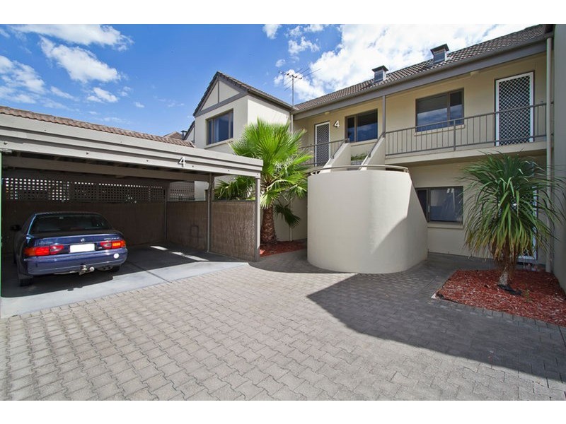 4/12 Arcadia Court, North Haven SA 5018