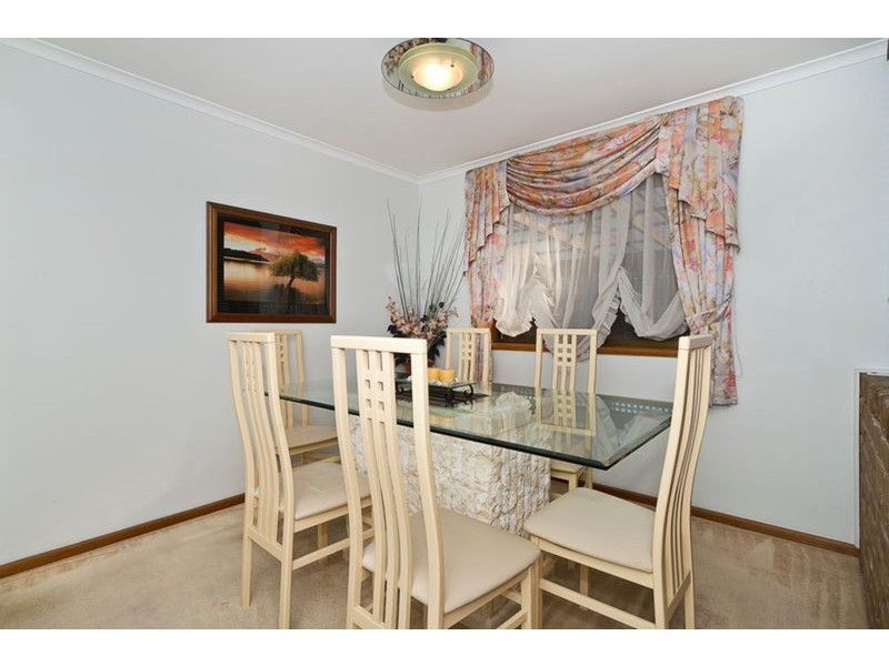 19 Castle Hill Place, Golden Grove SA 5125