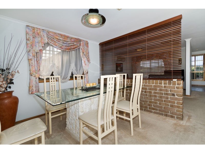 19 Castle Hill Place, Golden Grove SA 5125