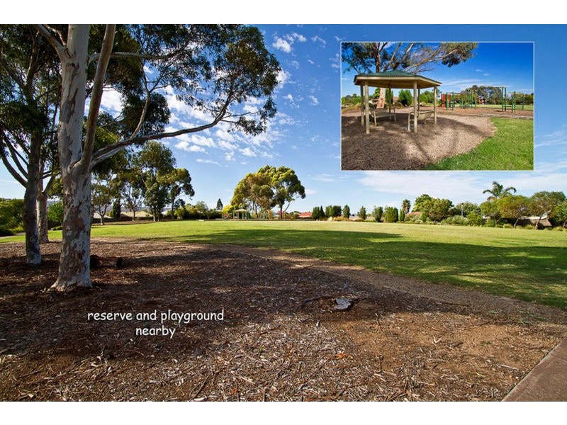 19 Castle Hill Place, Golden Grove SA 5125