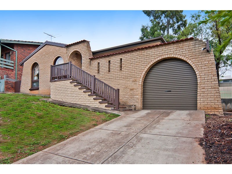 10 Cameron Court, Redwood Park SA 5097