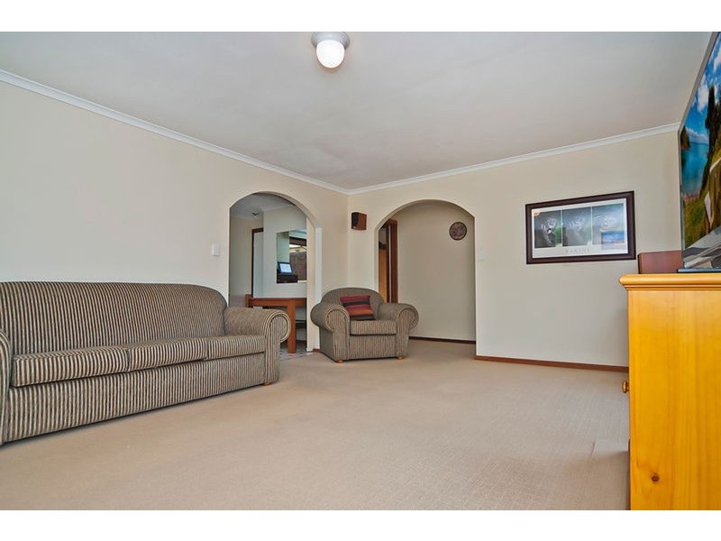 10 Cameron Court, Redwood Park SA 5097