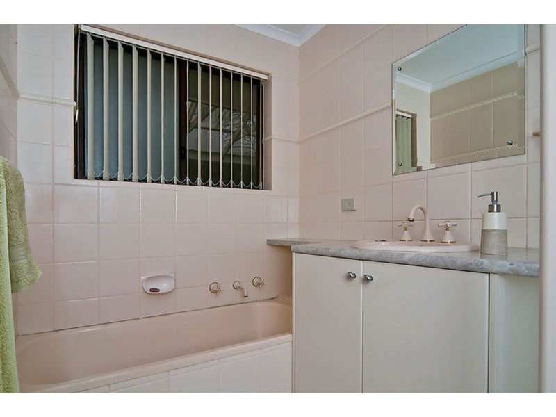 10 Cameron Court, Redwood Park SA 5097