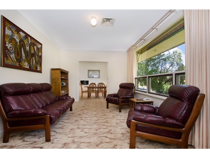 24 Knightsbridge Avenue, Valley View SA 5093