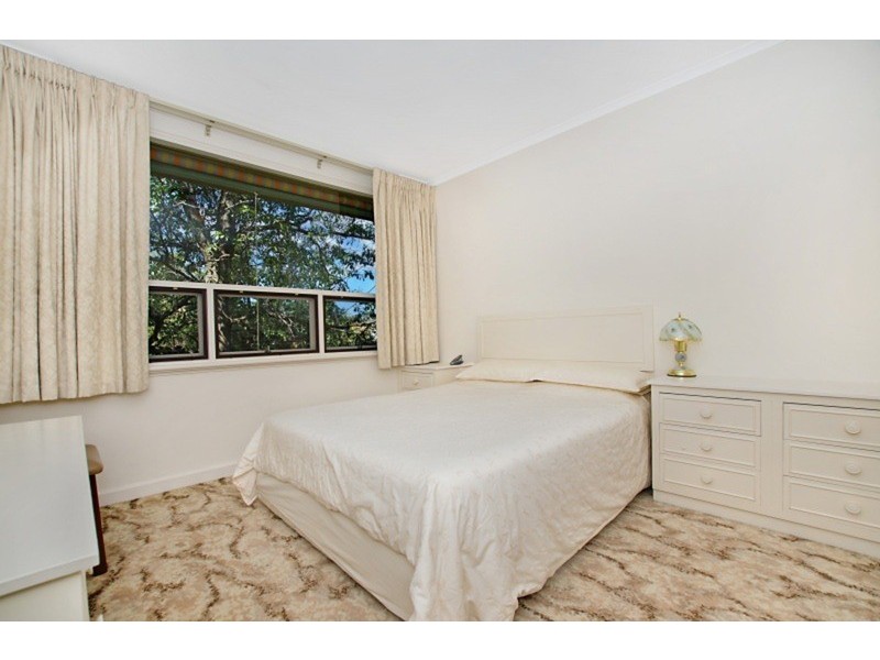 24 Knightsbridge Avenue, Valley View SA 5093