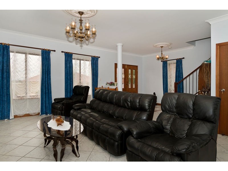 10 Coach House  Mews, Hillbank SA 5112