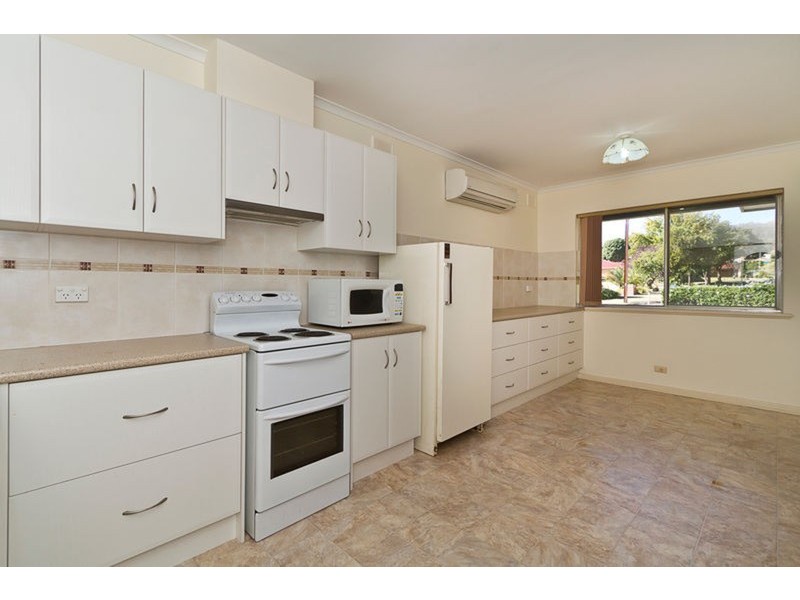 28 Condada Drive, Banksia Park SA 5091