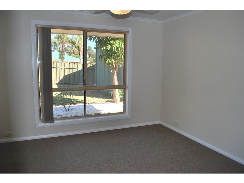 25 Hedgerow Drive, Gulfview Heights SA 5096
