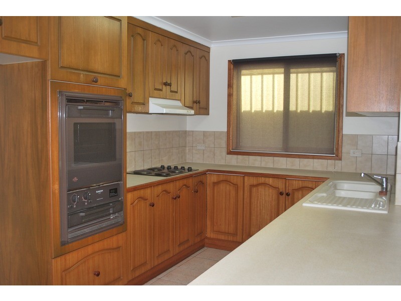 25 Hedgerow Drive, Gulfview Heights SA 5096