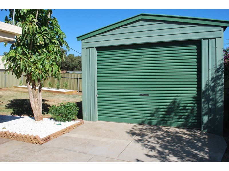 25 Hedgerow Drive, Gulfview Heights SA 5096