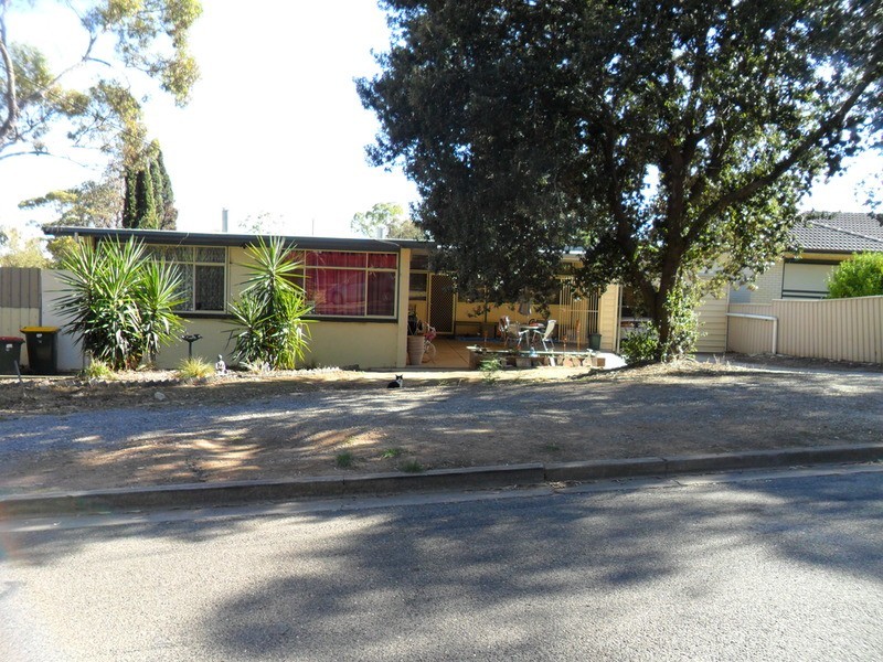 4 Frances Avenue, Para Hills SA 5096