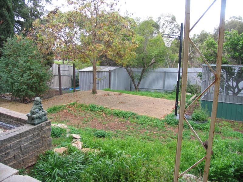 4 Frances Avenue, Para Hills SA 5096