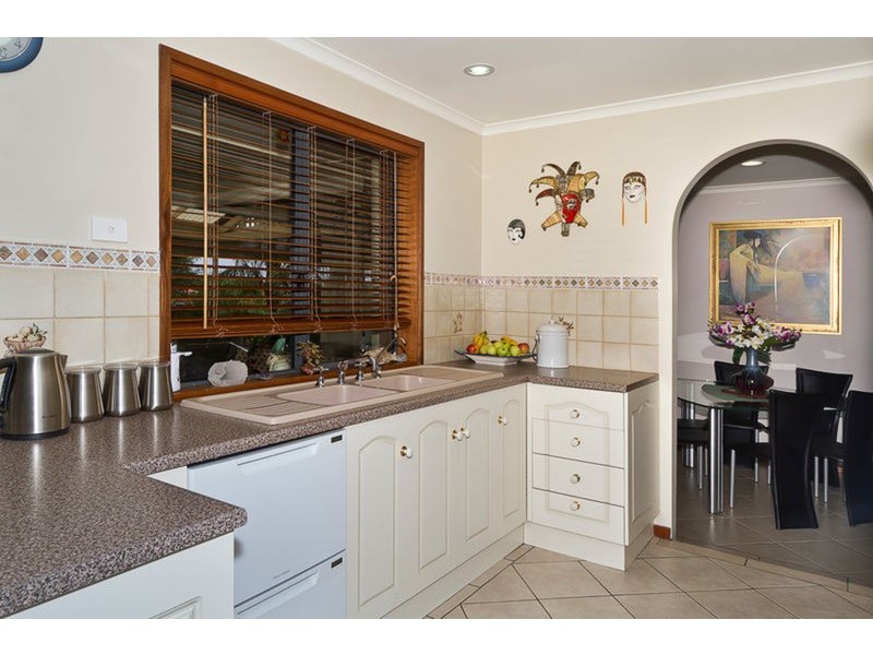 11 Campbell Court, Greenwith SA 5125