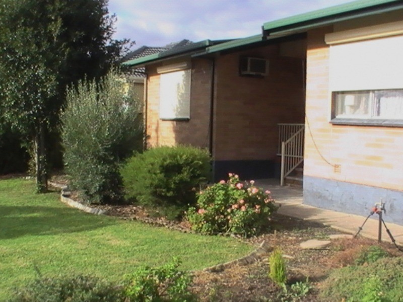 11 Nottingham Crescent, Valley View SA 5093