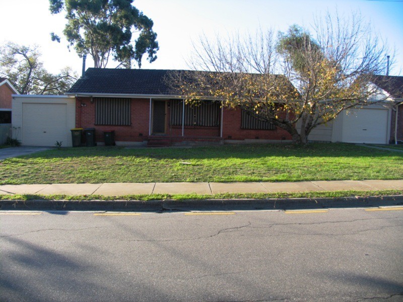 18 Straun Road, Ingle Farm SA 5098