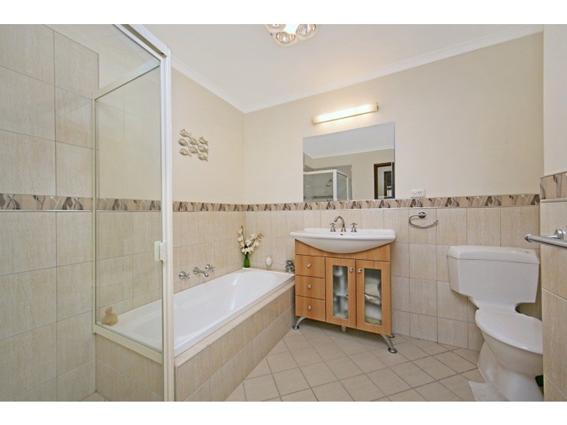 20 York Street, Valley View SA 5093