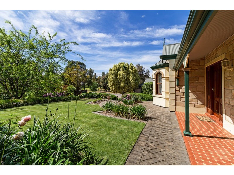 6 Trenoweth Close, Greenwith SA 5125