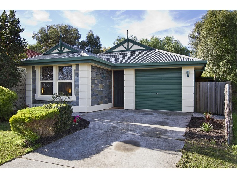 33 Laburnum Drive, Greenwith SA 5125