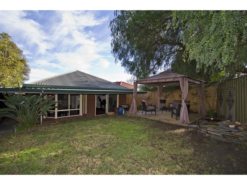 33 Laburnum Drive, Greenwith SA 5125