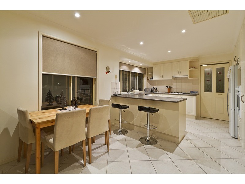 2 Holyoake Court, Hillbank SA 5112