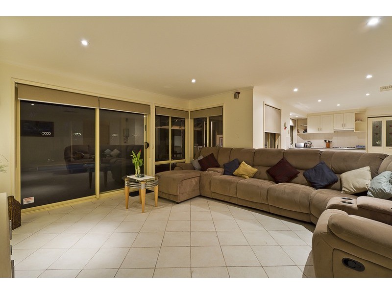 2 Holyoake Court, Hillbank SA 5112