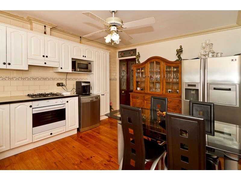 26 Wynn Vale Drive, Gulfview Heights SA 5096