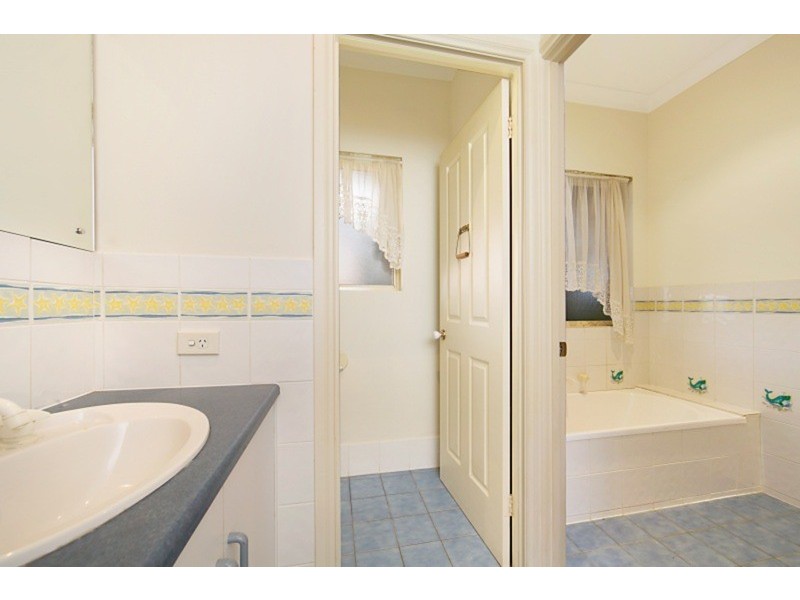 10 Macadamia Court, Golden Grove SA 5125