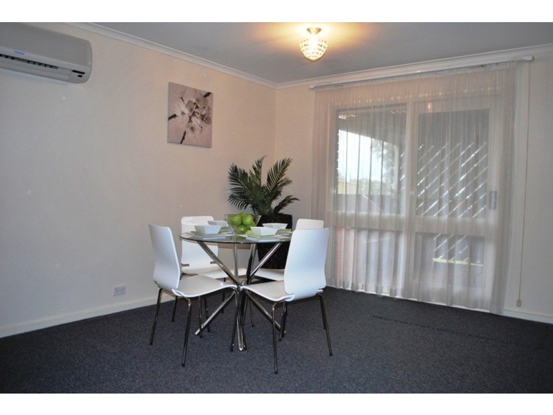 2 Village Court, Gulfview Heights SA 5096