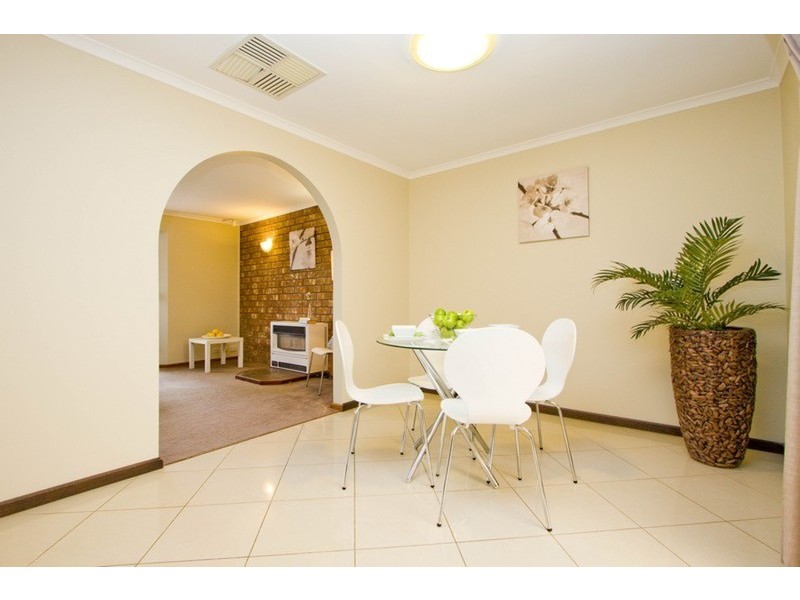 6 Hartly Court, Surrey Downs SA 5126