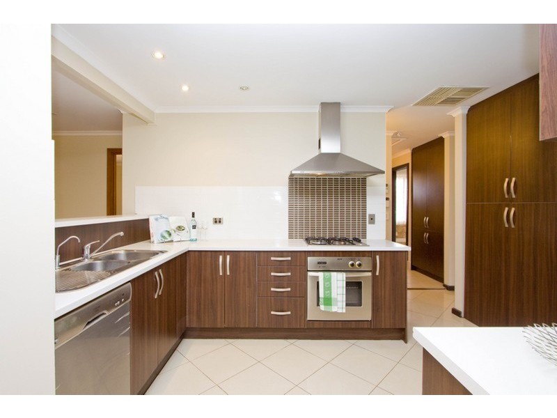 6 Hartly Court, Surrey Downs SA 5126