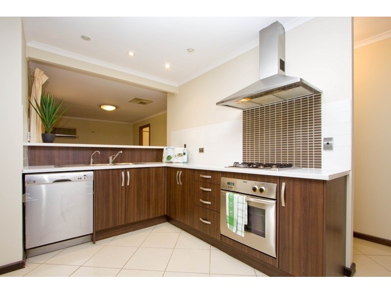 6 Hartly Court, Surrey Downs SA 5126