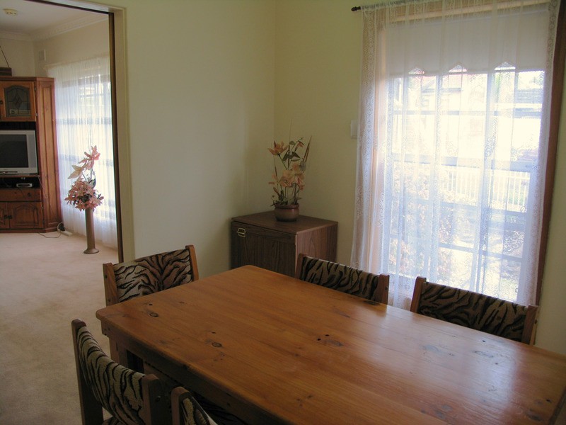 32 Pamela Drive, Para Hills SA 5096