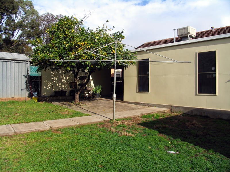 32 Pamela Drive, Para Hills SA 5096