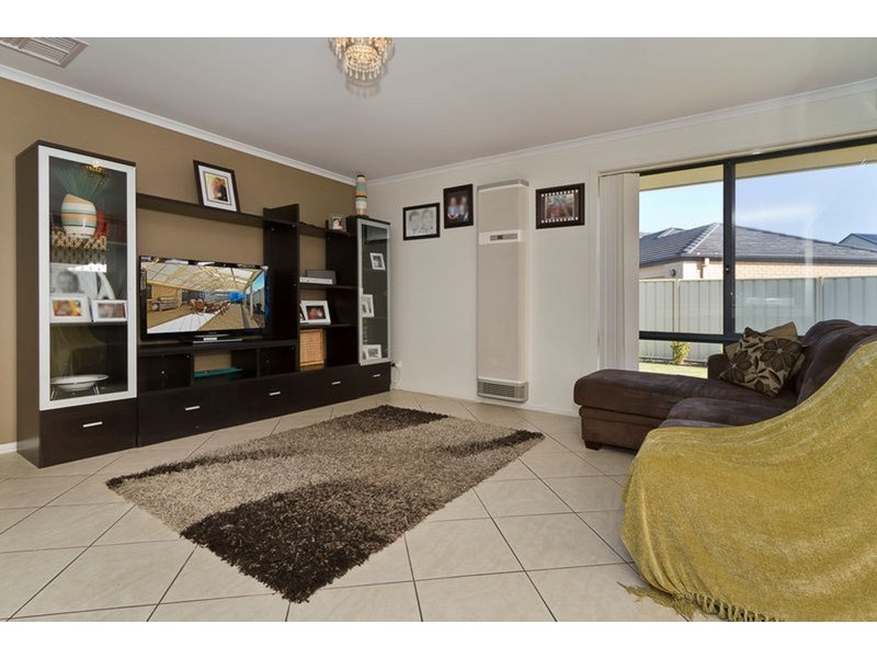 11 Newhaven Terrace, Burton SA 5110