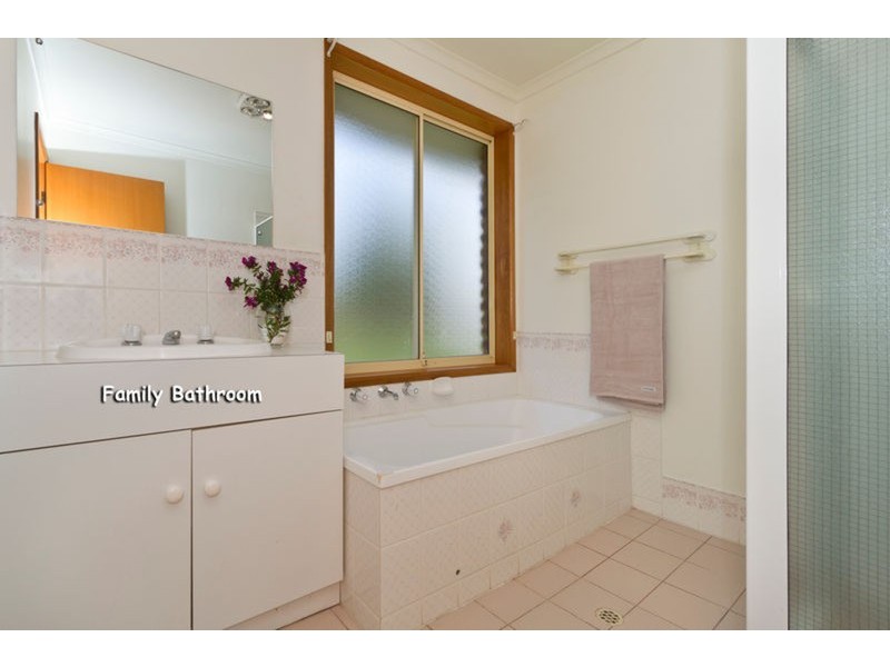 29 Aurora Circuit, Greenwith SA 5125