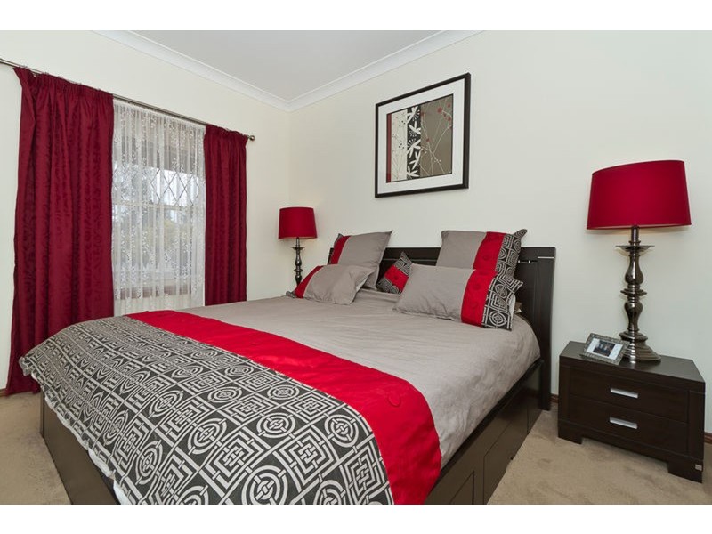 5 Everglade Street, Mawson Lakes SA 5095