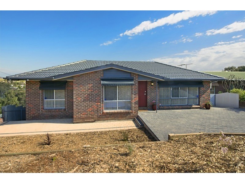 19 Flinders Drive, Valley View SA 5093